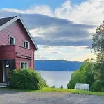 Randsfjord House Гостевой дом Gran
